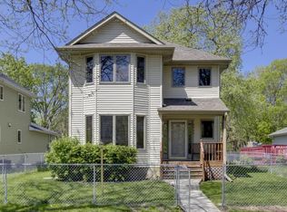 2426 15th Ave S, Minneapolis, MN 55404