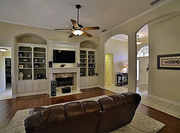 5th image of 4425 Vista Grande
