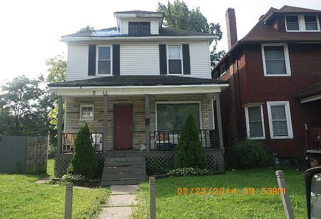 1st image of 199 Pasadena St
