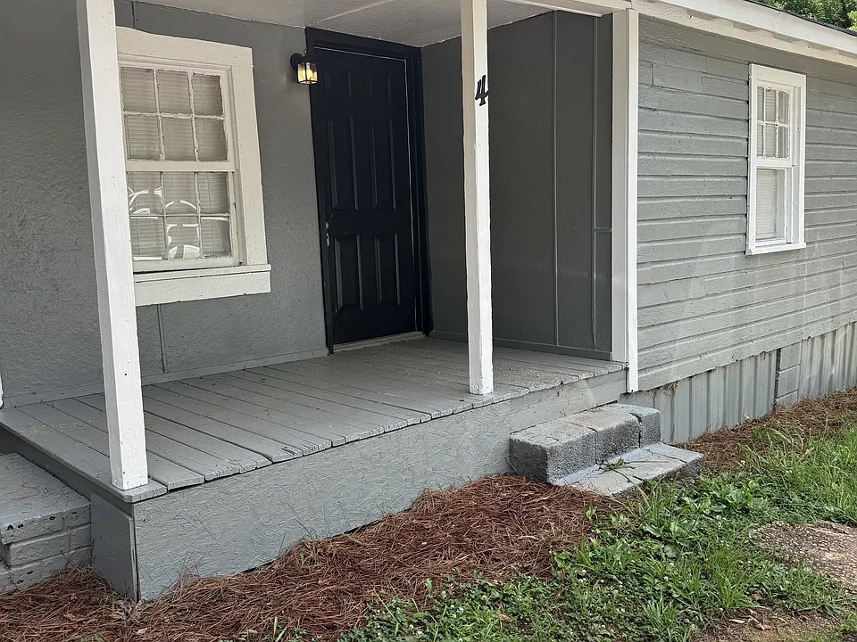 4 Hadaway Ct