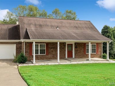 880 Donna Dr, Jackson, MO, 63755