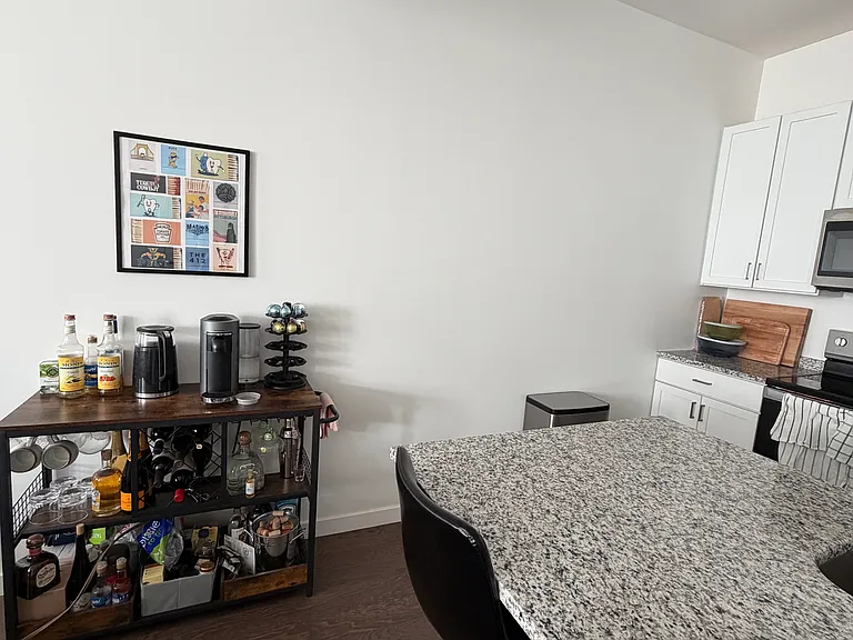 2635 Penn Ave #216 — Photo 6
