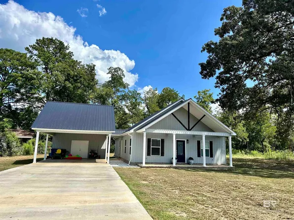 1704 Escambia Ave, Brewton, AL 36426