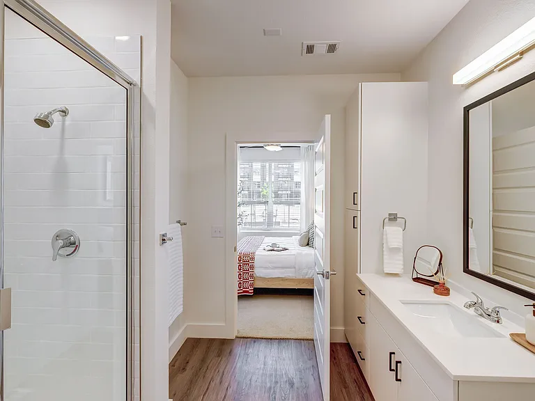 The Taylor at Greenway — Photo 11