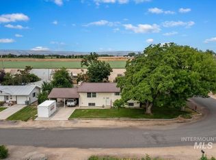 302 River View Dr, Marsing, ID 83639