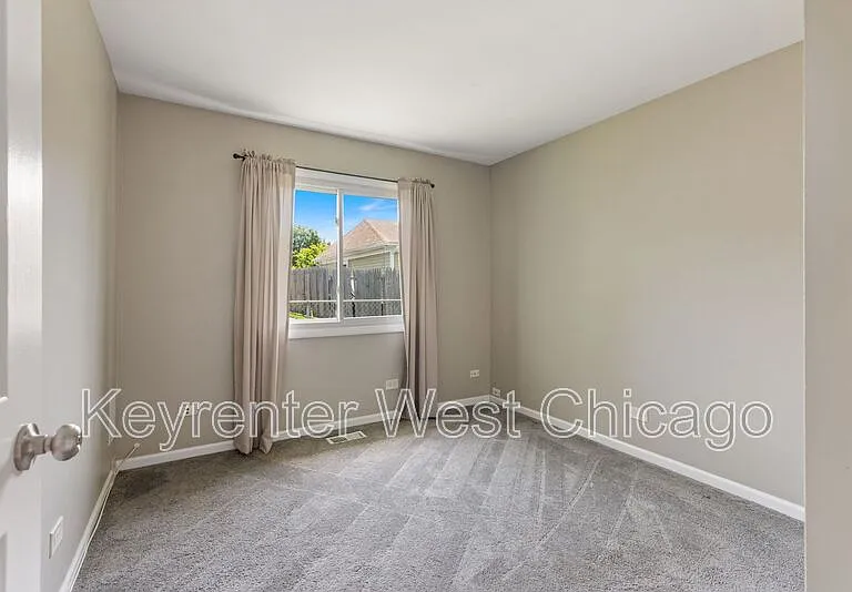 1756 Gilberto St — Photo 15