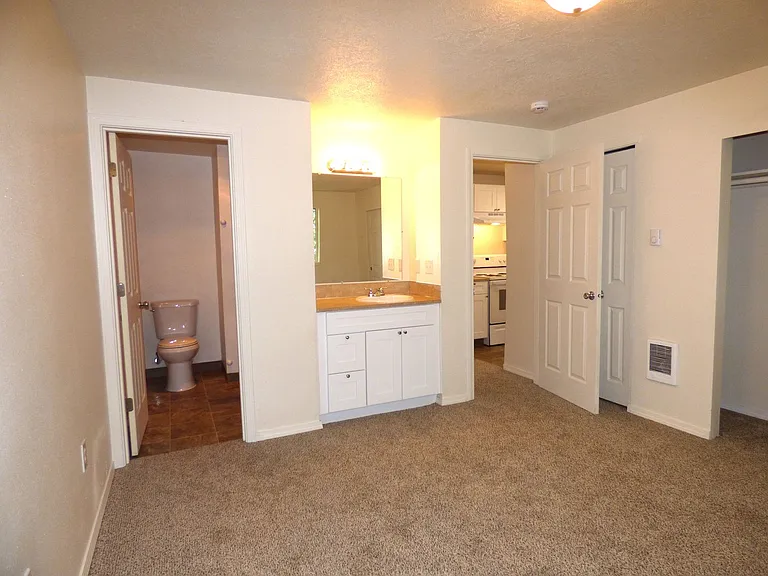 124 Stafford Ln NE #203 — Photo 30