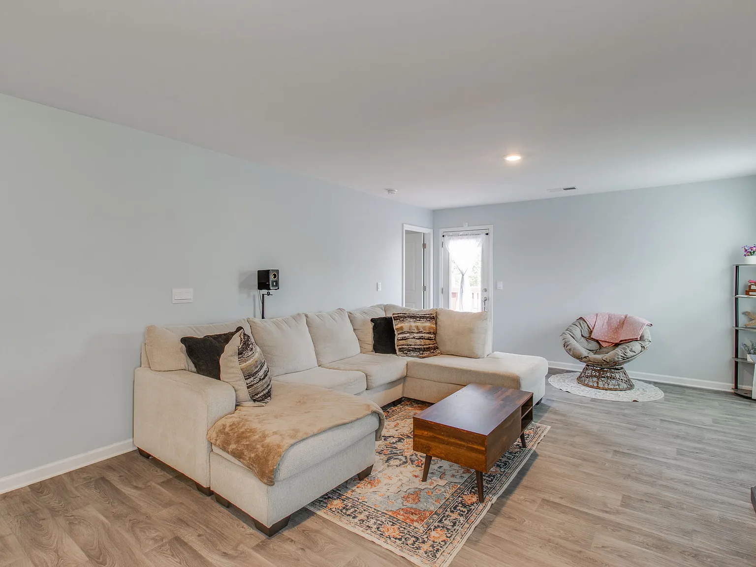 4 bed, 1482 sqft, $2,000 — Photo 4