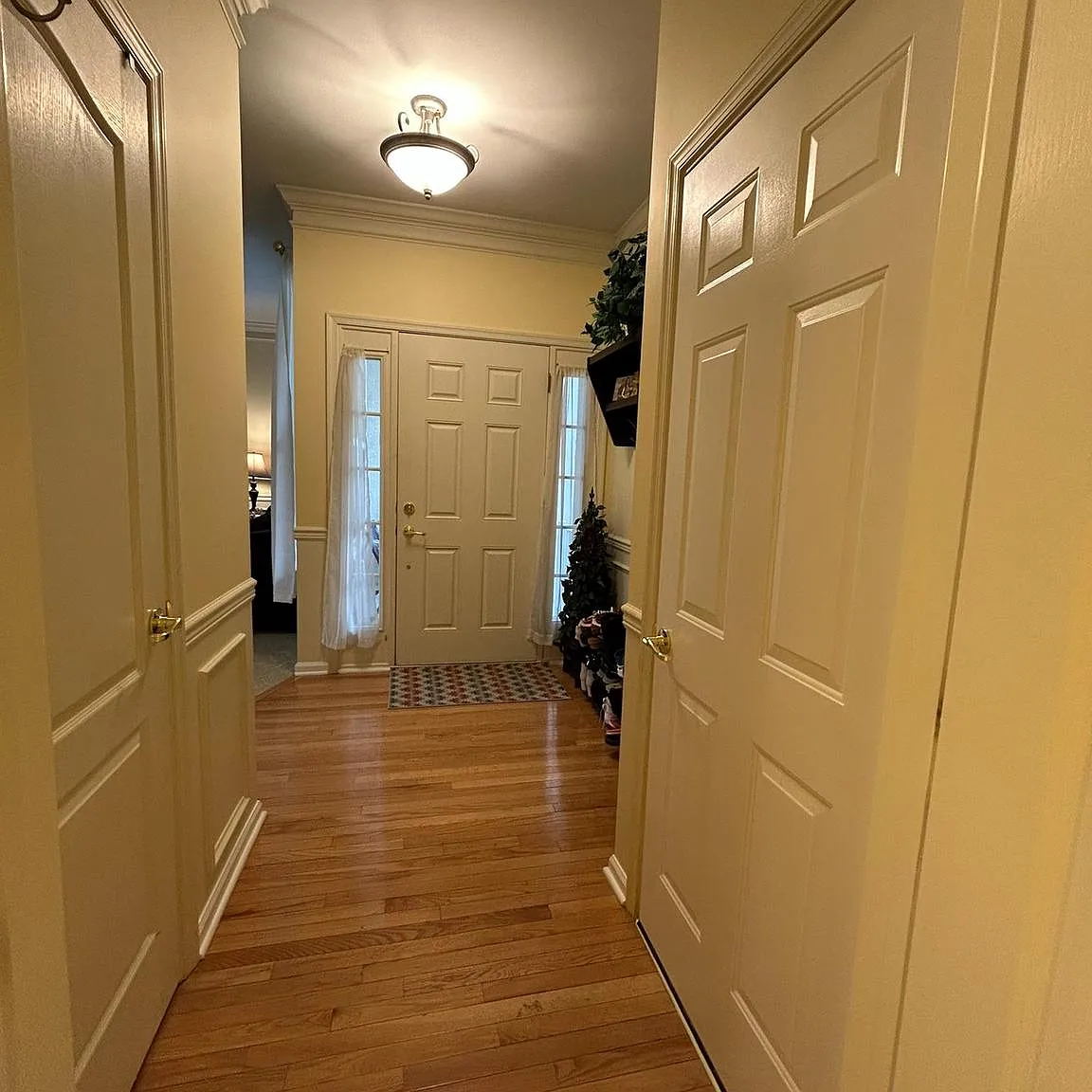 4 bed, 4.0 bath, 3548 sqft, $3,900 — Photo 3