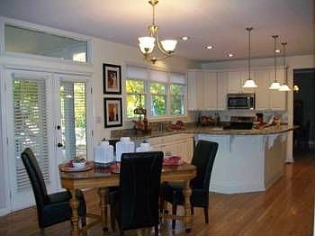 5th image of 8932 Admirals Bay Dr