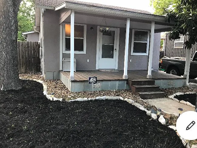 2 bed, 1050 sqft, $1,500 — Photo 1