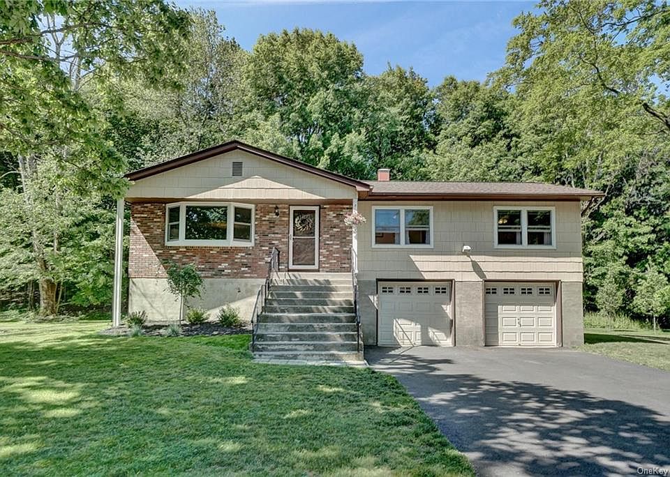 1st image of 16 Clark Ln