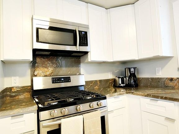 5th image of 447 Nahua St #1
