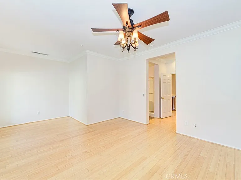 7 Chilmark St — Photo 16