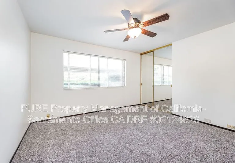 2229 Woodside Ln #4 — Photo 20