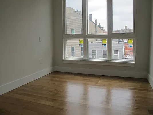 Rented by P Management | media 15