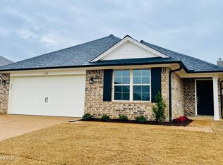 7774 Reece Dr E, Southaven, MS 38671