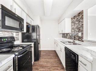 Cambridge Apartments, Angleton, TX 77515