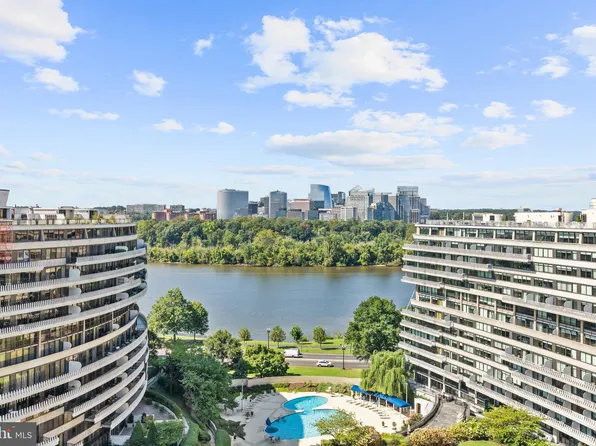 2510 Virginia Ave NW #1210, Washington, DC 20037