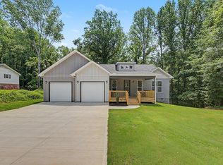 3388 E Croft Cir, Spartanburg, SC 29302