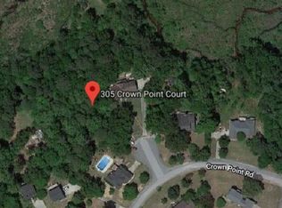 305 Crown Point Ct, Lexington, SC 29073