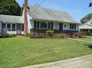 507 Lakeview Dr, Swedesboro, NJ 08085