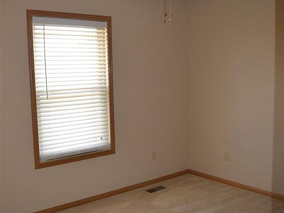 2nd image of 2242 SE Piedmont Ct