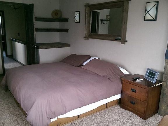 4th image of 1378 Park Ave Unit 1