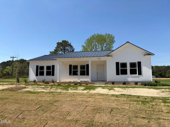 25 Jacobs Ridge Dr, Four Oaks, NC 27524