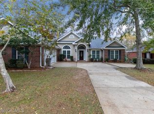 8828 Justin Ct, Mobile, AL 36695