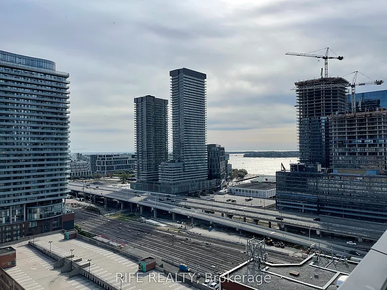 2 A Church St #1801 — Photo 4
