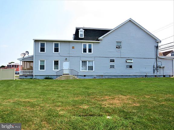 2nd image of 107-111 E Main St