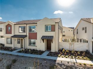 27640 Symphony Pl, Valencia, CA 91381
