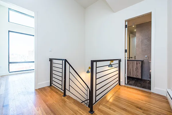 Rented by Nooklyn NYC LLC | media 92