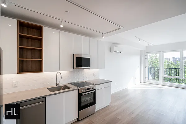 Rented by Highline Residential | media 28