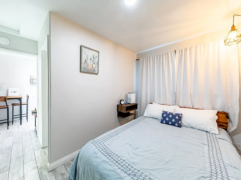 13731 Olympic Ave #ADU — Photo 2