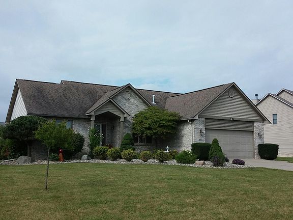 2nd image of 5035 Wyndemere Sq