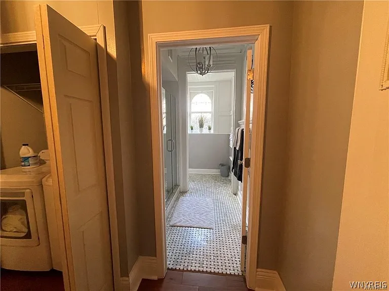 1115 Delaware Ave #1 — Photo 15
