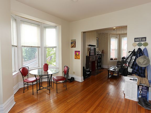 5th image of 2403-05 W Homer St #3W