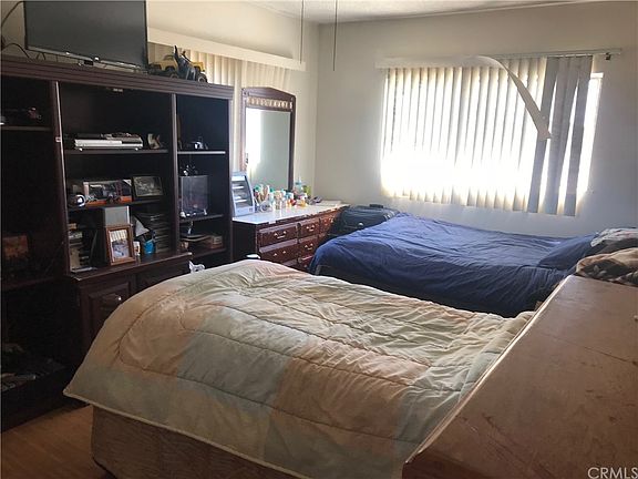 5th image of 11620 Oxford Ave