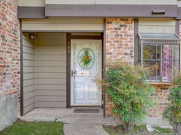 4th image of 11815 VANCE JACKSON RD #703