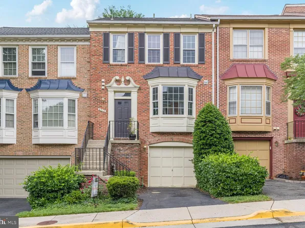 6512 Serenade Pl, Springfield, VA 22150