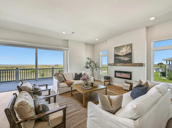 12011 Blue Water Hwy, Freeport, TX 77541