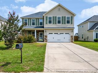 1629 Seattle Slew Ln, Hope Mills, NC 28348