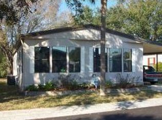 1145 Crane Ln, Tarpon Springs, FL 34689