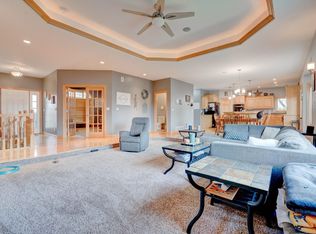 219 S Hillcrest Cir, Center Pt, IA 52213