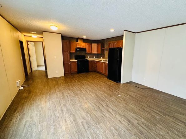 100 S 1st Ave TRAILER 12