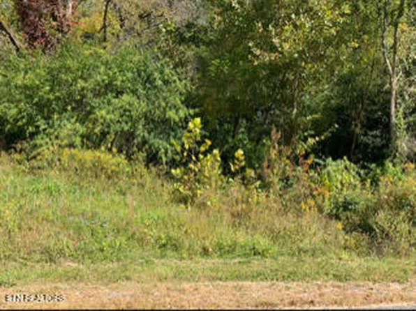 624 Thompson Creek Ln, Cookeville, TN 38506