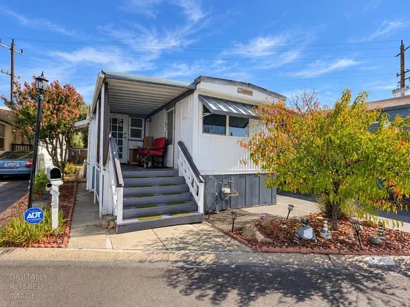 94 Wilderness Rd, Rancho Cordova, CA 95670