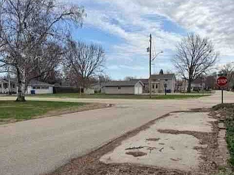 5th image of 407 6th St